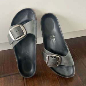Birkenstock Madrid big buckle charcoal